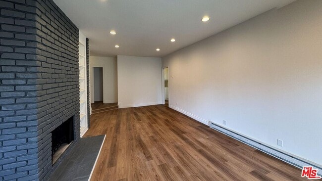 Foto del edificio - 1424 Amherst Ave