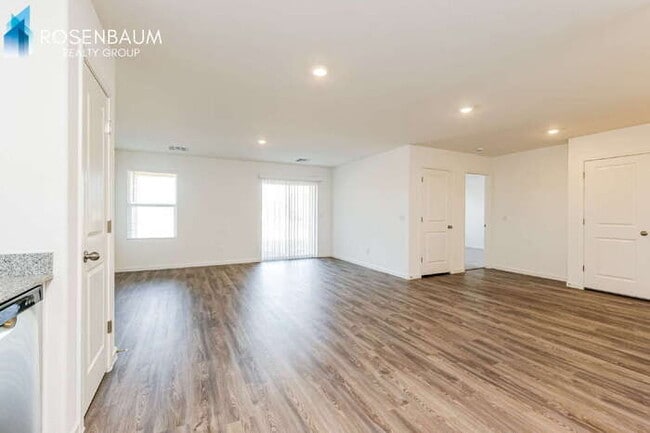 Building Photo - 8888 W Swansea Dr