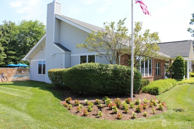 Building Photo - 29 Wycoff Way E