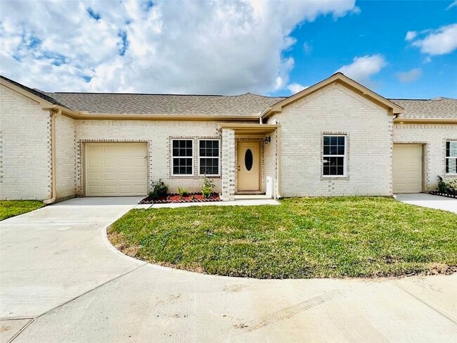 Building Photo - 9508 Quaker Ct