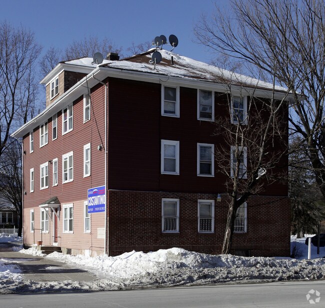 Building Photo - 8 Miller Ave
