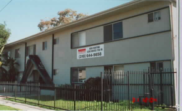 Foto principal - 14800 Lemoli Ave