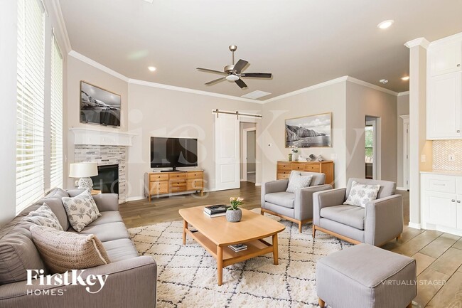 Building Photo - 616 Texoma Dr