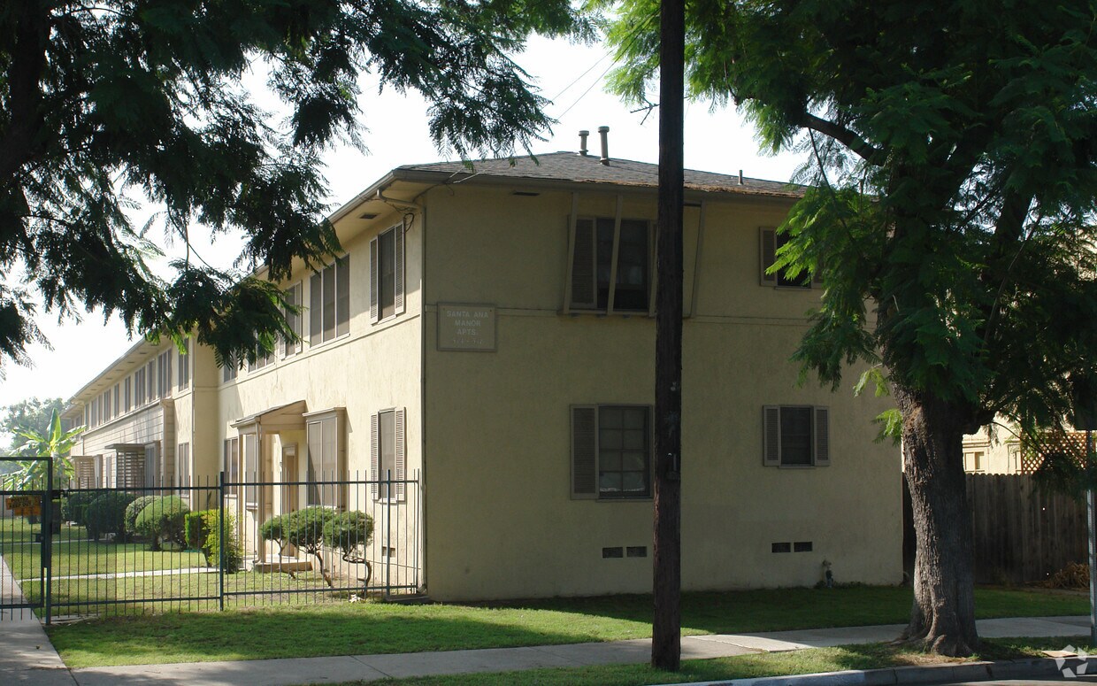 Foto del edificio - 514 E Wellington Ave
