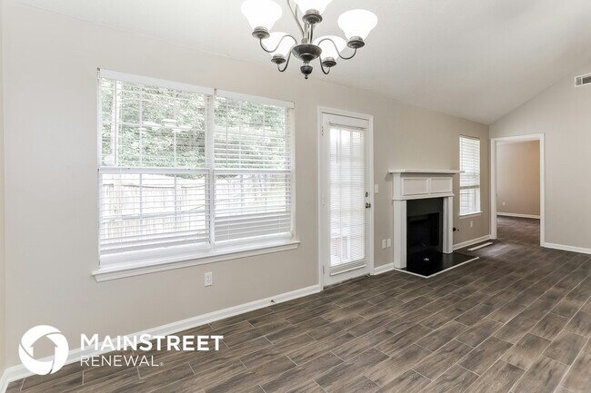 Building Photo - 4630 Thermal Ct