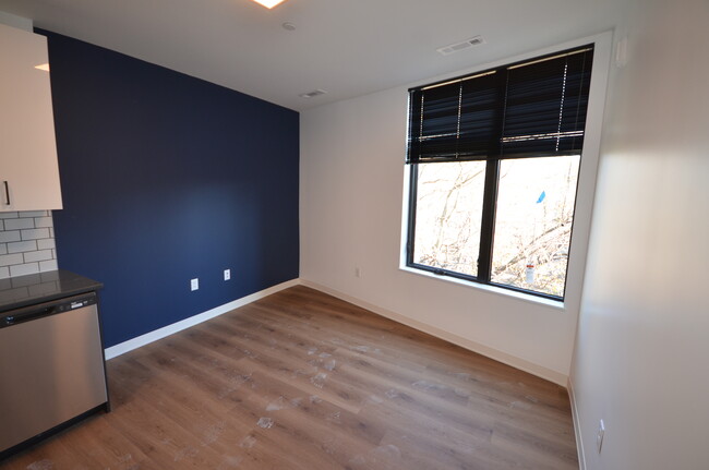 Building Photo - 111 Brighton Ave