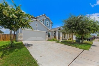 Building Photo - 310 Rimrock Ct