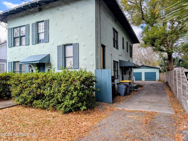 Foto del edificio - 2701 Myra St