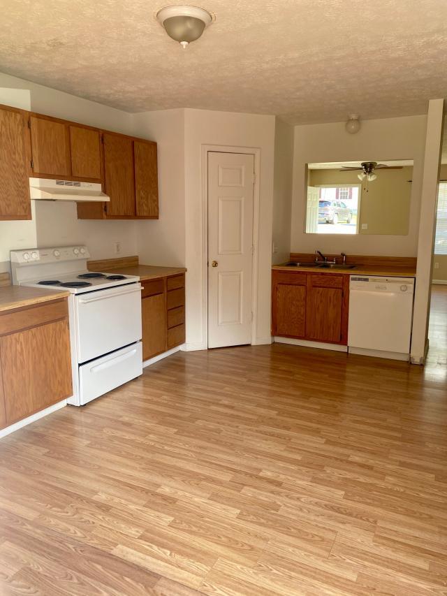 Building Photo - 2 bedroom in Ona WV 25545