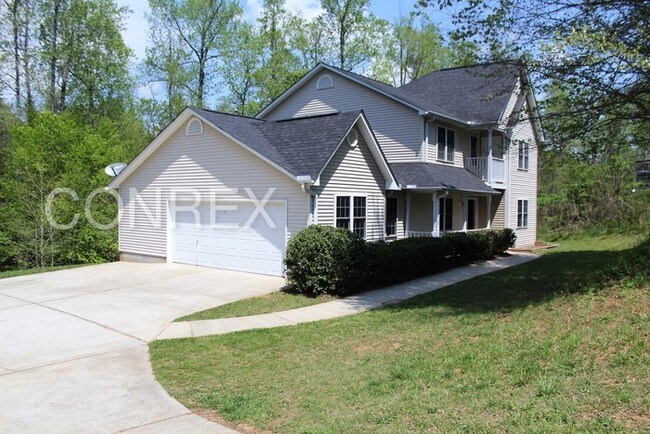 Foto del edificio - 212 Courtneybrook Trl