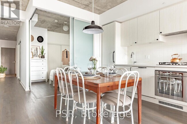 Photo du bâtiment - 109 Ossington Ave