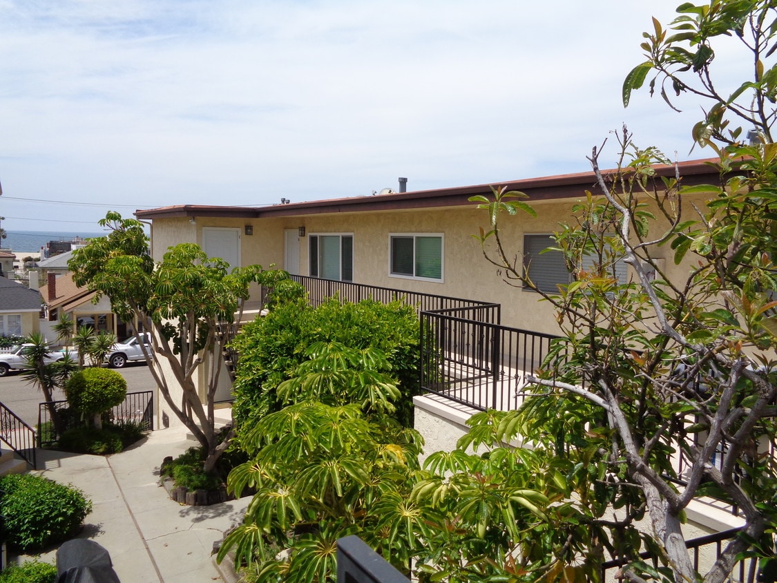 121 Apartments for Rent in Hermosa Beach, CA Westside Rentals