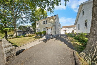 Building Photo - 234 Savoy St