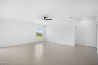 Building Photo - 4087 lattuna Ln