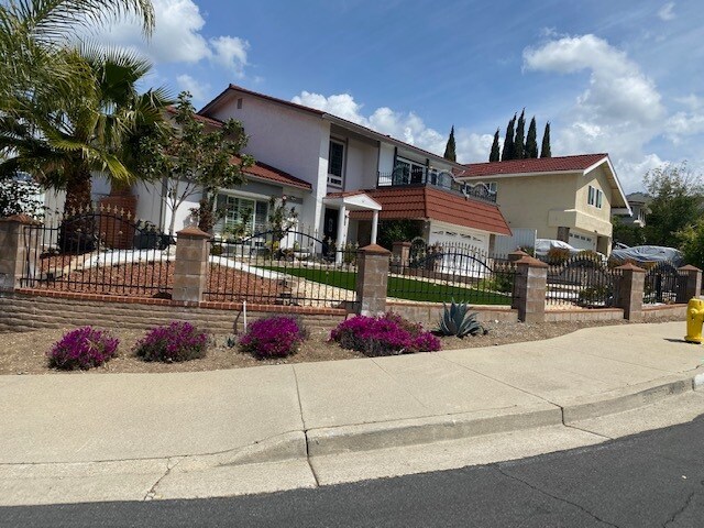 Foto del edificio - 3181 Simberlan Dr