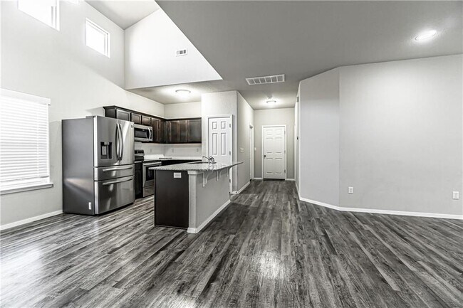 Foto del edificio - 6605 SW Warrington Rd