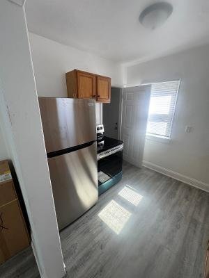 Building Photo - 1807 E Walnut St