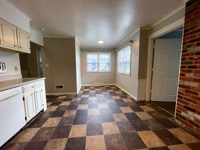 Foto del edificio - 824 W Wayne St