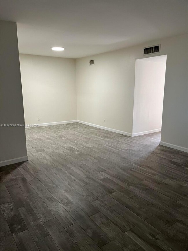 Foto del edificio - 2061 NW 81st Ave