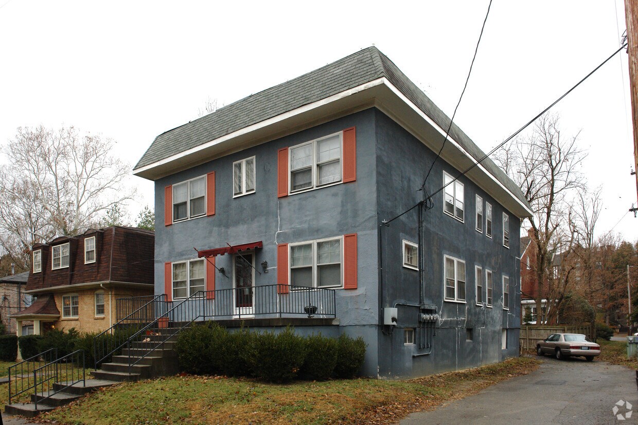 Foto del edificio - 2133 Sherwood Ave