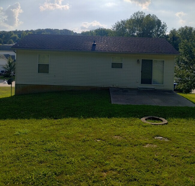 Building Photo - 4724 Land Rush Dr