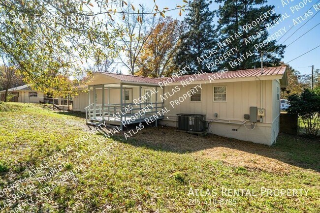 Building Photo - 304 Forestdale Dr