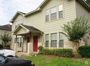 Building Photo - 104 Vista Way