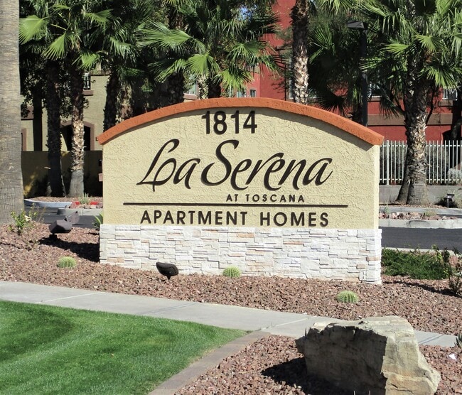 La Serena at Toscana Apartments Phoenix, AZ