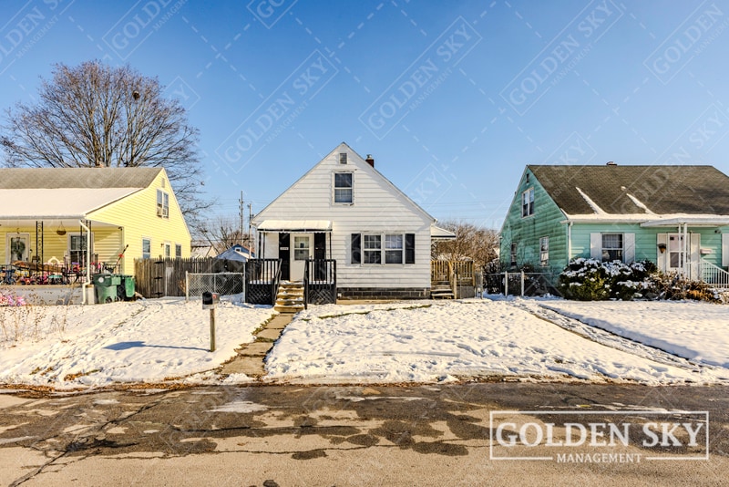 Foto principal - 2208 S Pershing Dr