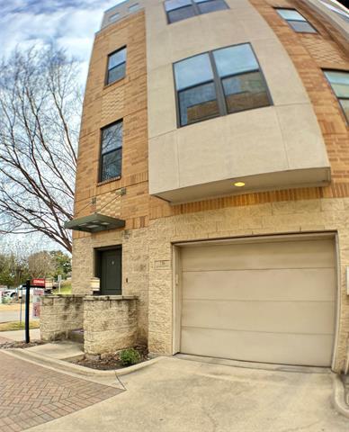 Foto del edificio - 736 Skyline Bluff Ct