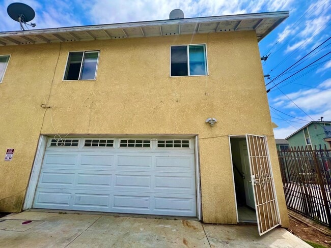 Building Photo - 3136 44th St