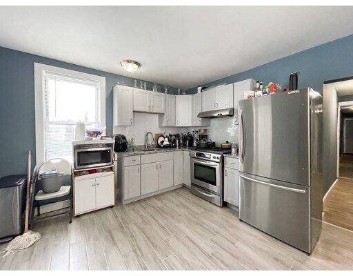 Primary Photo - 184 Campbell Ave