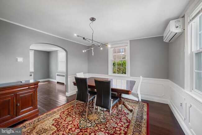 Foto del edificio - 21 Pickwick Ln