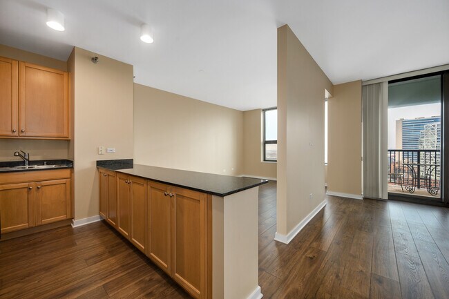 Foto del edificio - 501 N Clinton St