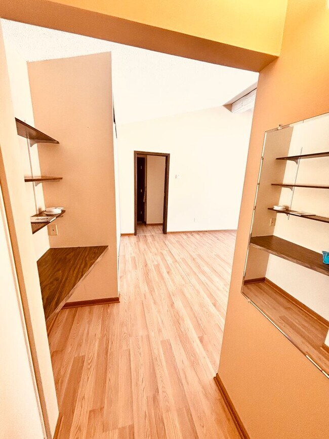 Foto del edificio - Spacious Townhome with Lots of Amenities!