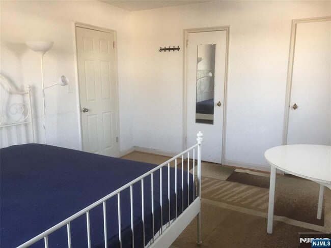 Foto del edificio - 418 Main St