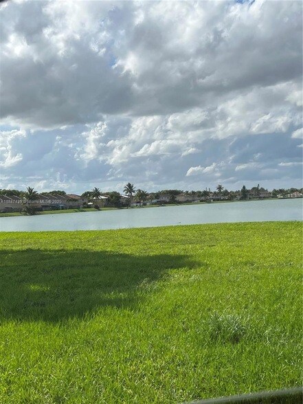 Foto principal - 17798 SW 139th Ct