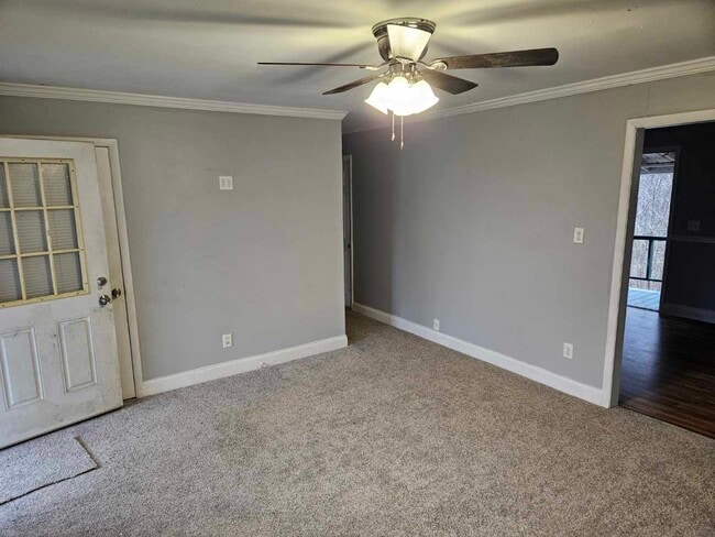 Building Photo - 1024 Co Rd 318