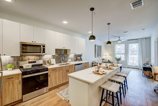 The Taylor at Greenway apartments — community photo - The Taylor at Greenway