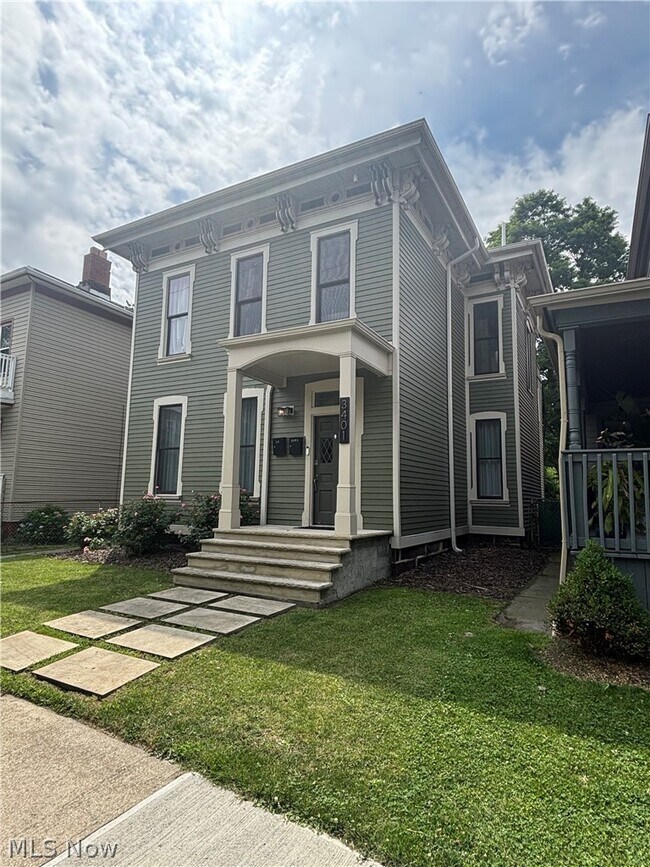 Foto del edificio - 3401 Clinton Ave