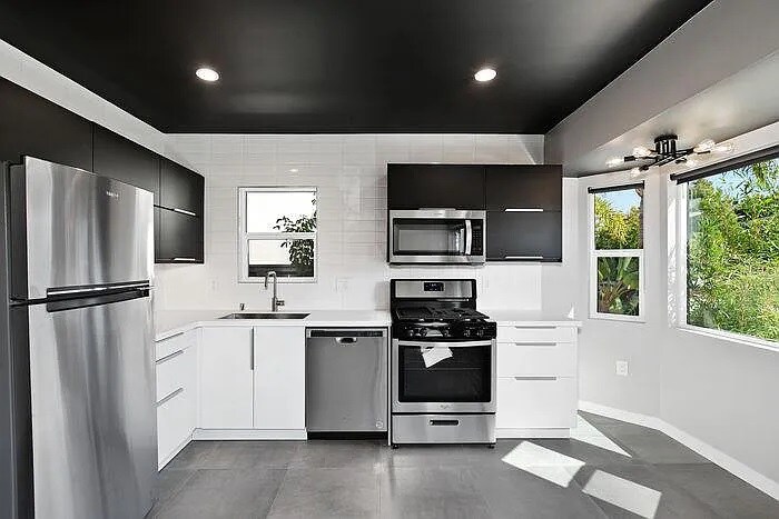 Foto principal - 1450 Essex St