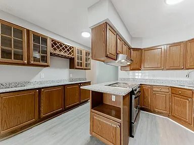 Foto del edificio - 9522 Trefore Ave