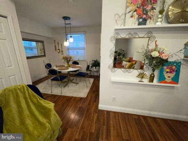 Foto del edificio - 2407 Arlington Blvd