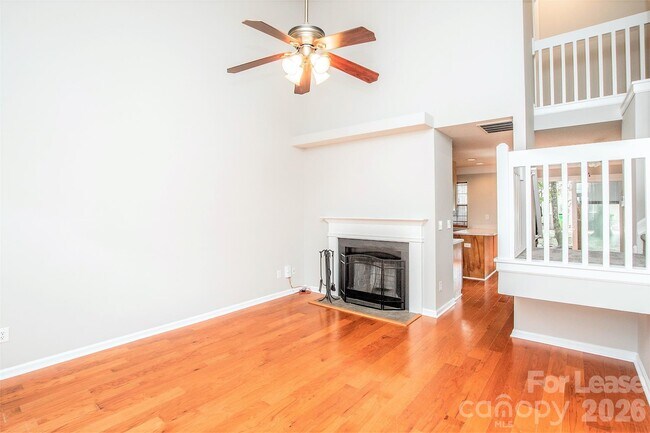 Foto del edificio - 12708 Tucker Crossing Ln