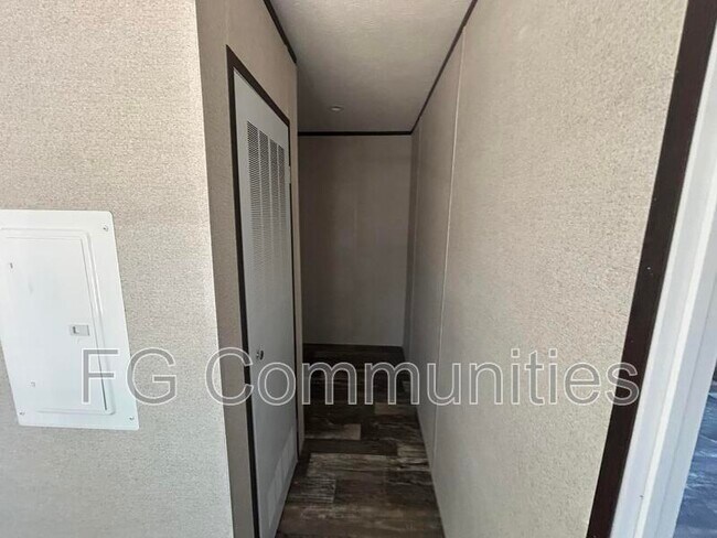 Foto del edificio - 101 Pistol St