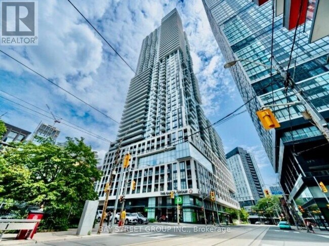 Photo du bâtiment - 251 Jarvis St