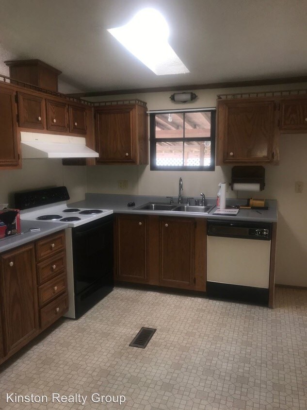 Building Photo - 3 br, 2 bath House - 3046 Highway 258 SOUTH