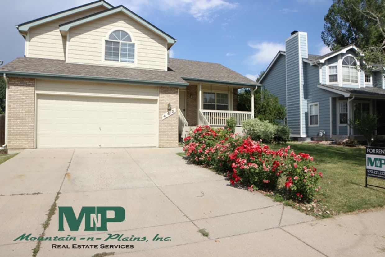 Primary Photo - 442 Dunne Dr