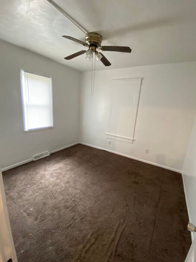 Foto del edificio - 53 1/2 E Emerling Ave  Akron Ohio