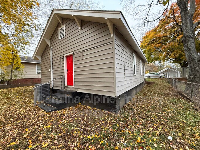 Foto del edificio - 1126 4th St